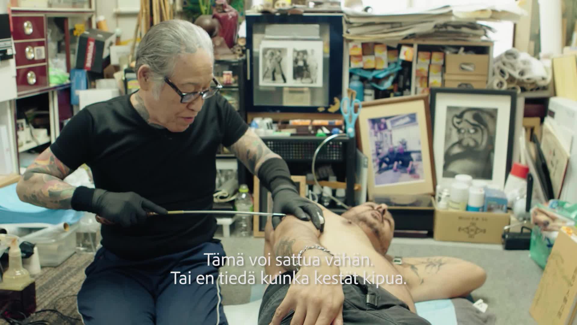 Arman tatuoidaan Japanissa äärimmäisen kivuliaalla menetelmällä – kysyy maassa syvästi vaietuista mafiasta