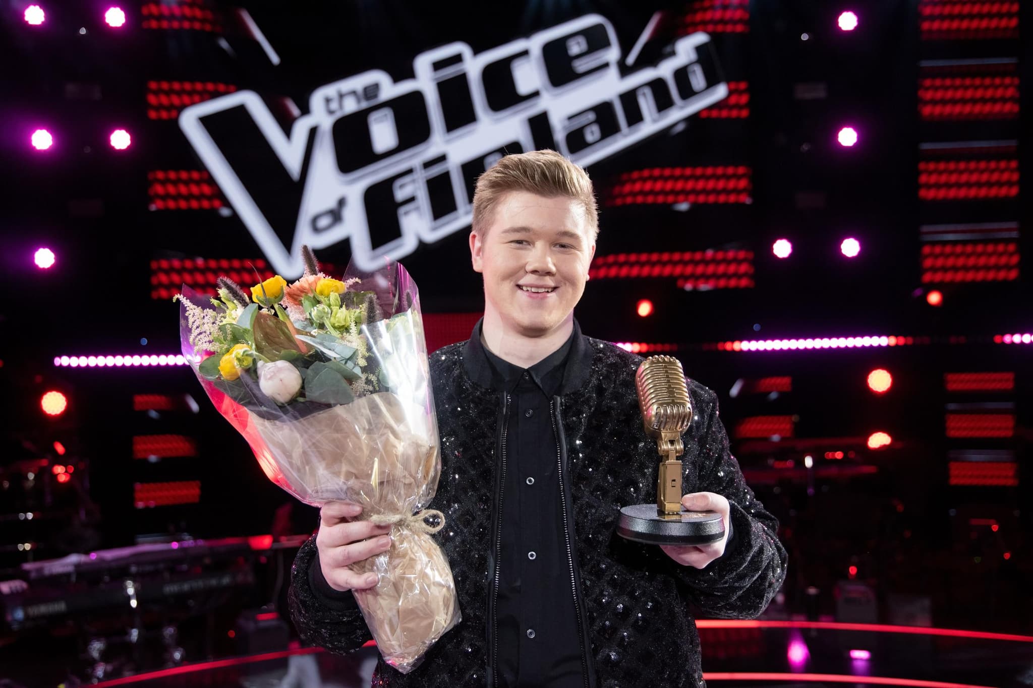 Oliver Rosenholm Voitti The Voice Of Finlandin Olen Niin Onnellinen Oliver rosenholm voitti the voice of finlandin olen niin onnellinen